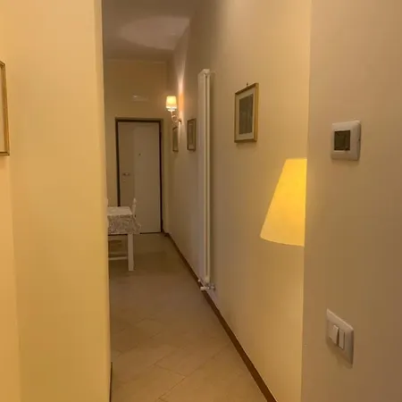 Residenza Giovanni Paolo Secondo- Casa Sull'albero * Bari