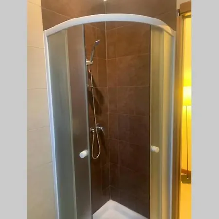 Residenza Giovanni Paolo Secondo- Casa Sull’albero Appartamento *