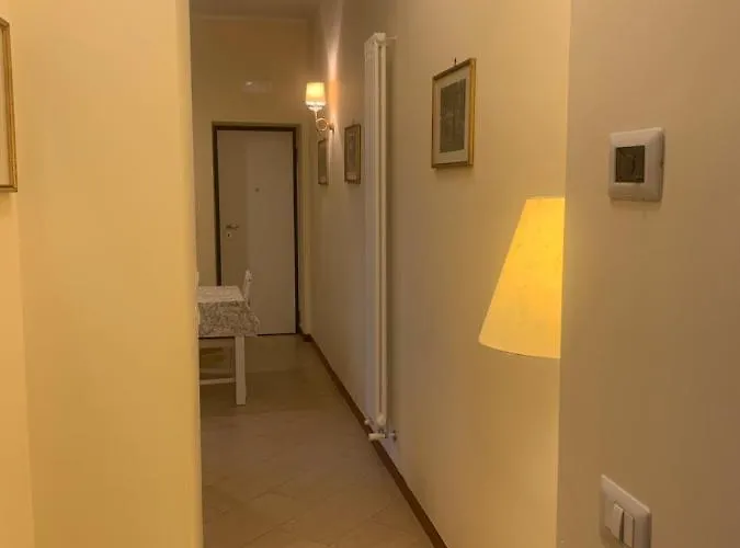 Residenza Giovanni Paolo Secondo- Casa Sull'albero * בארי