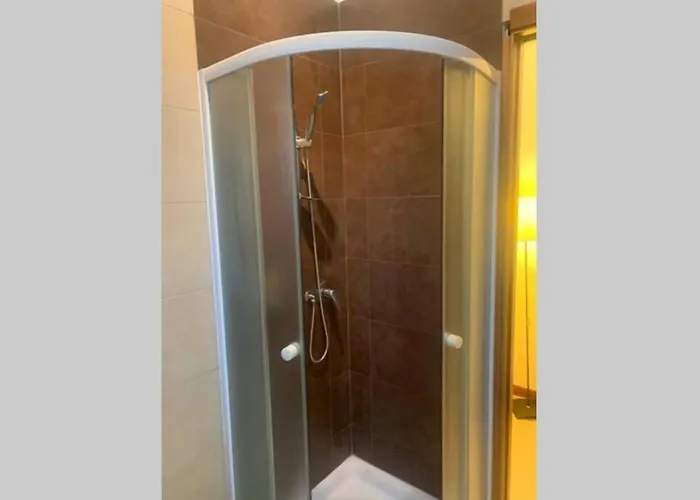 Residenza Giovanni Paolo Secondo- Casa Sull'albero דירה *